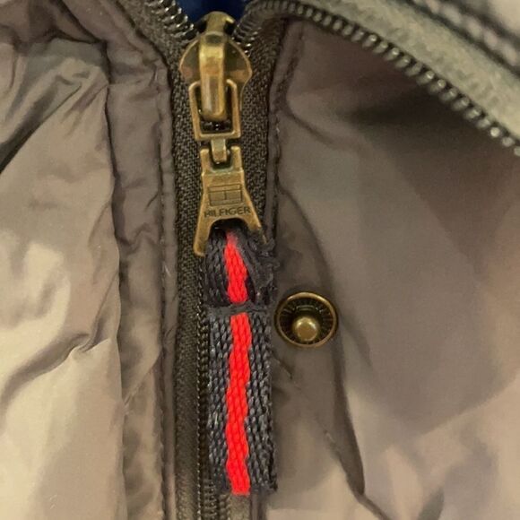Tommy Hilfiger dark grey down jacket - Picture 4 of 12